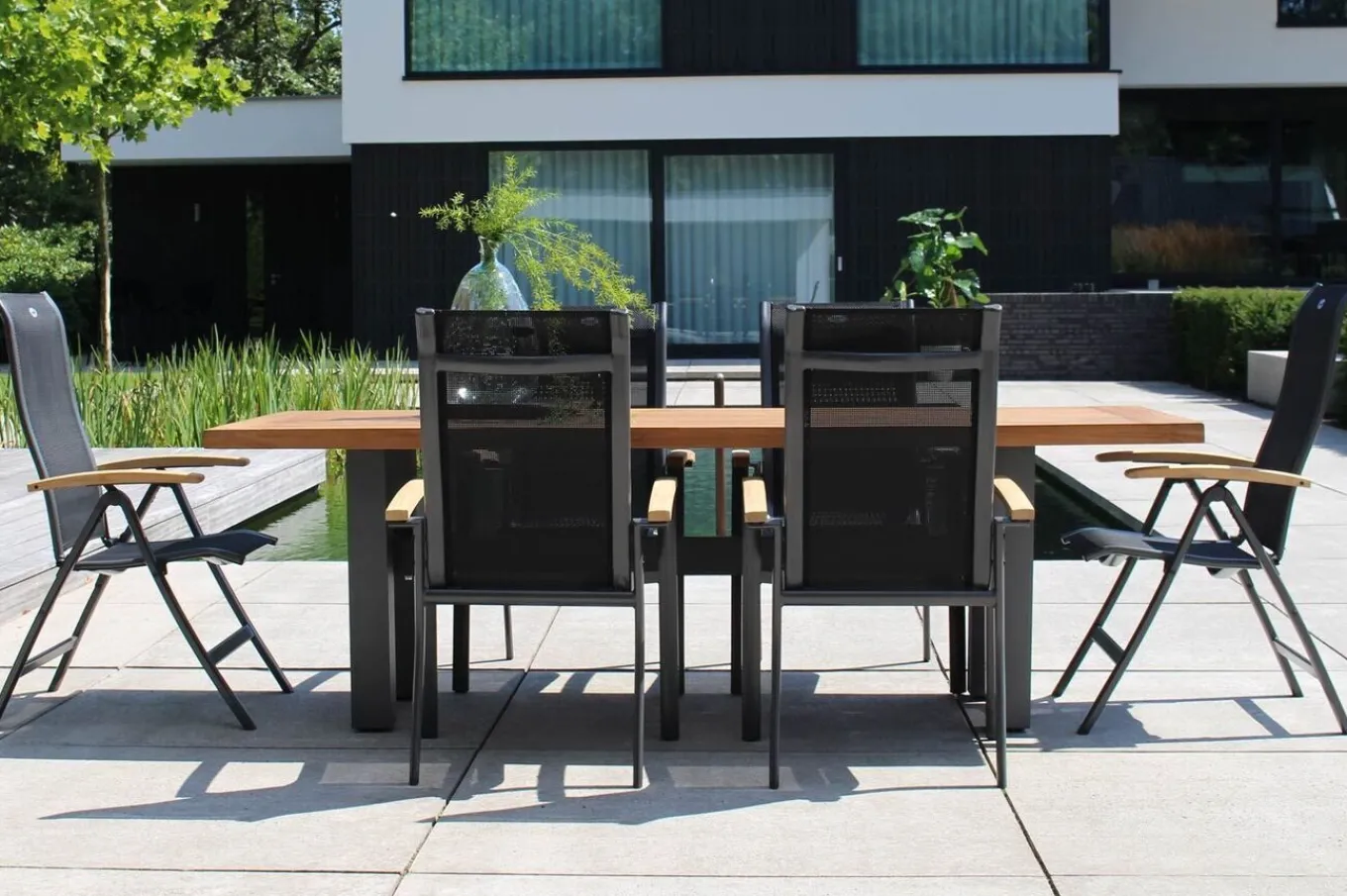 Clearance Alice Klappstuhl, xerix/schwarz, Alu/4x4 Textilen, mit Teak-Armlehnen Gartenstühle & Gartensessel