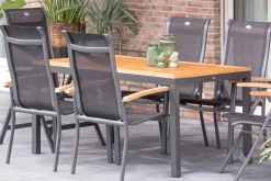 Hot Alice Stapelsessel 4er-Set, xerix/schwarz, Alu/4x4 Textilen, mit Teak-Armlehnen Gartenstühle & Gartensessel