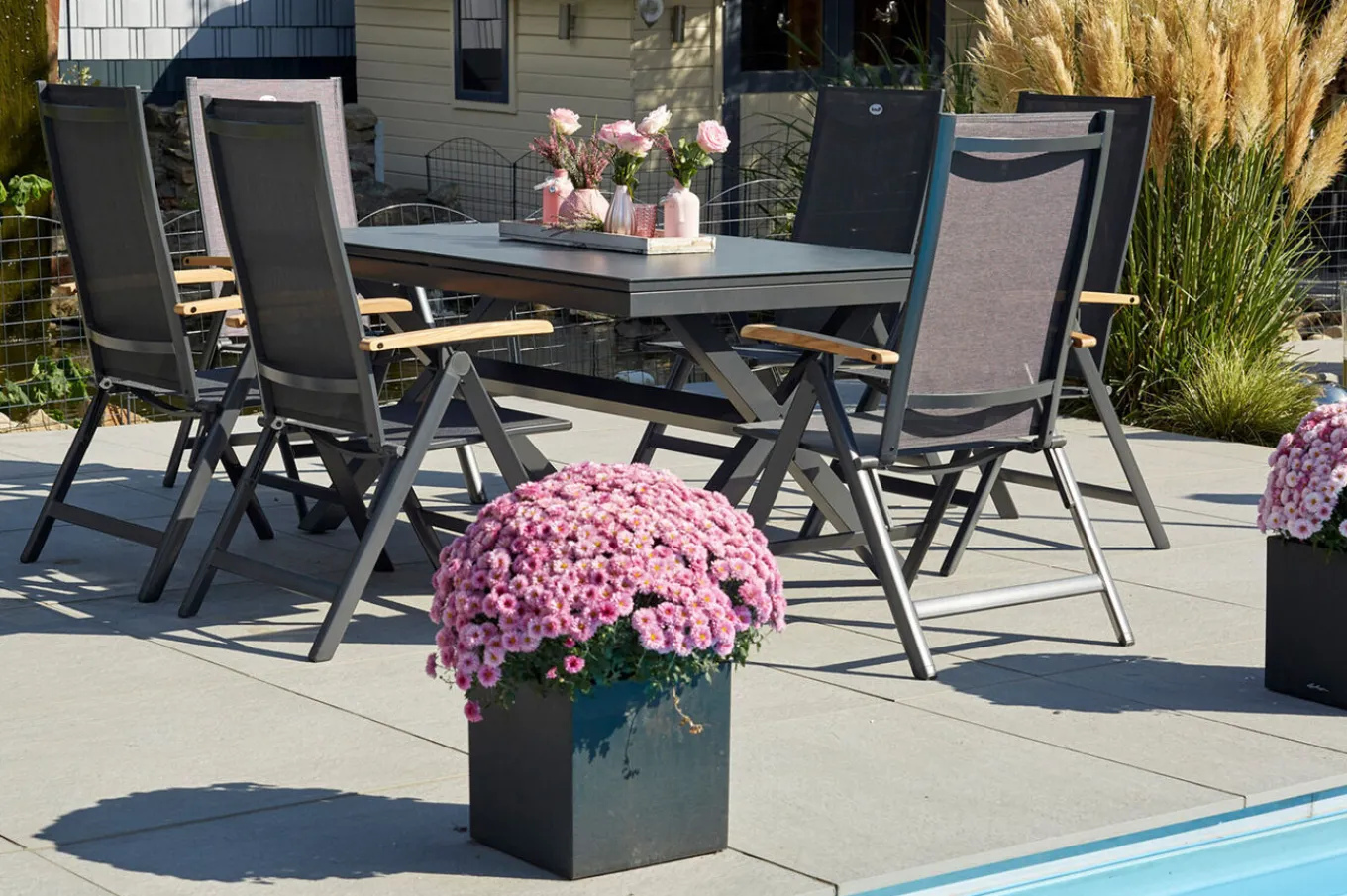 Outlet Xanadu / Aruba Garten-Essgruppe, xerix/natur, Alu/Teak/Glaskeramik, 6 Klappstühle, 160/220x100cm, Teak Armlehnen Garten-Essgruppen|Aluminium-Gartenmöbel