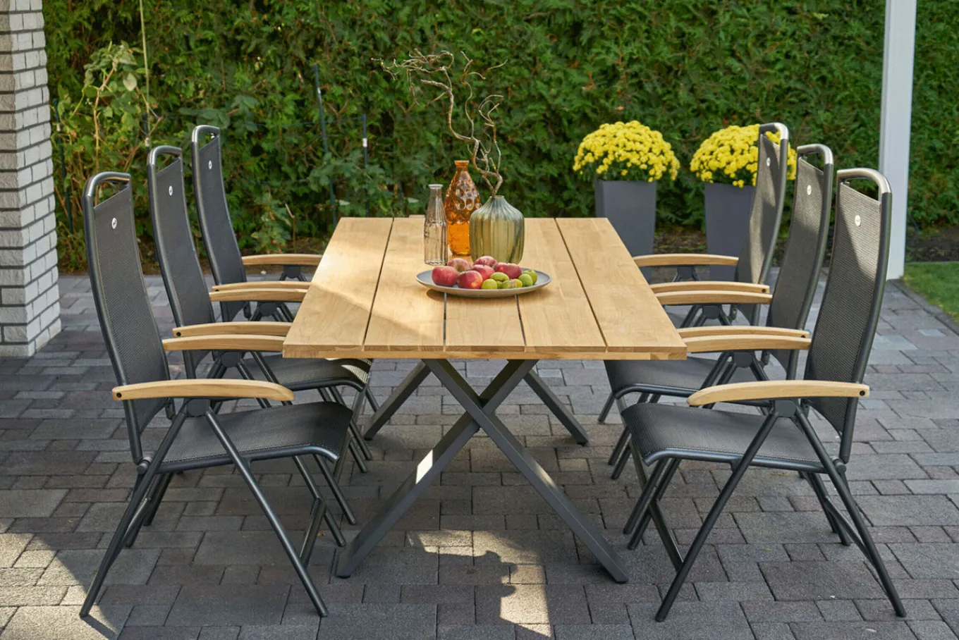 Discount Xanadu Esstisch, xerix, Alu / Teakholz, 220 x 100 cm, X-Gestell Gartentische