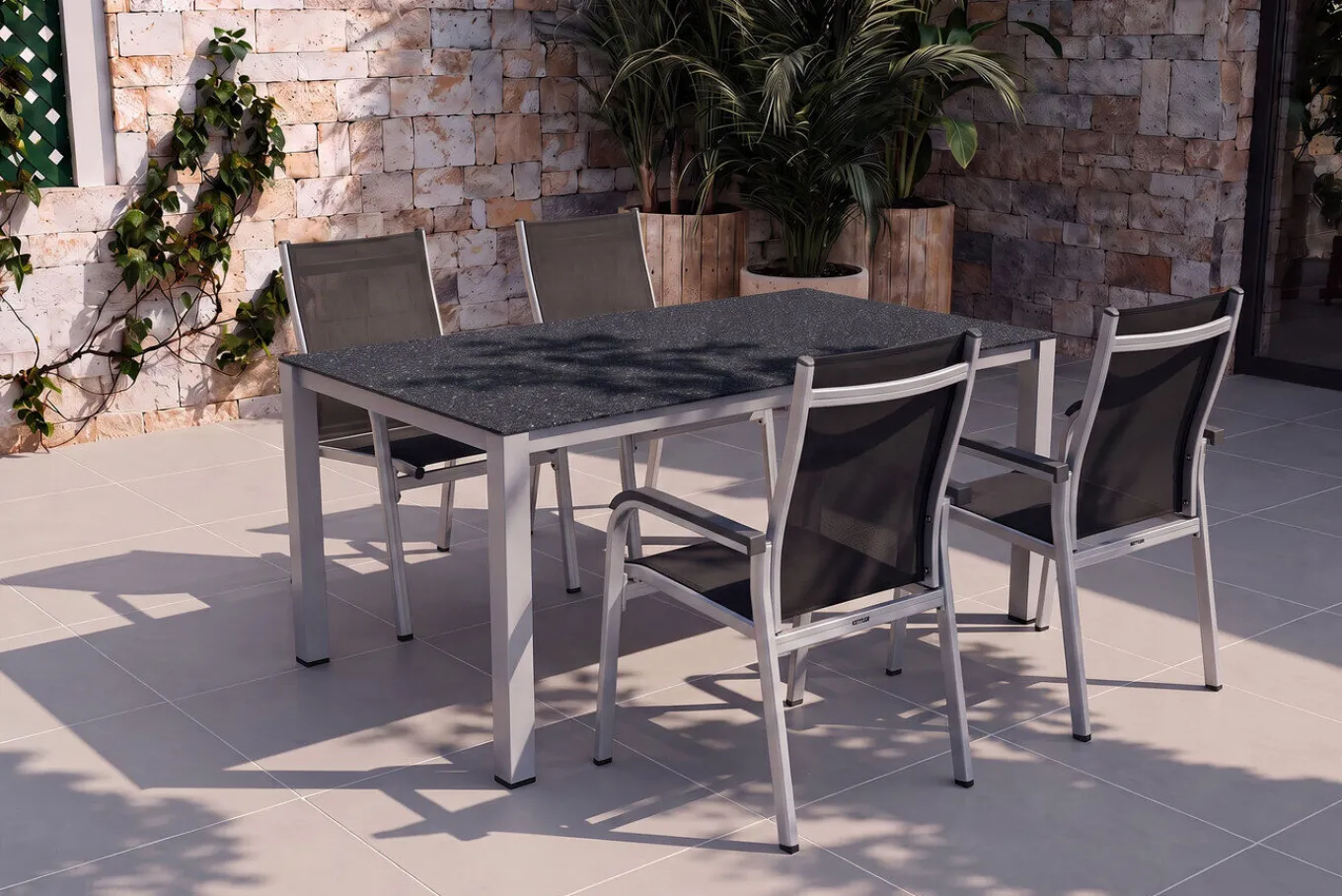 Hot BasicPlus Garten-Essgruppe, silber/anthrazit, Alu/Spraystone/Textil, 160x95 cm, 4 Stapelsessel Garten-Essgruppen|Aluminium-Gartenmöbel