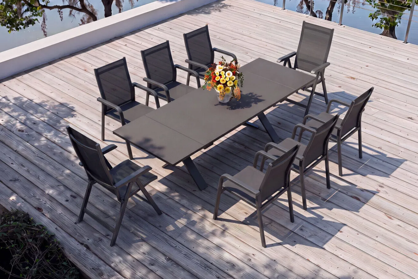 Clearance BasicPlus Garten-Essgruppe, anthrazit, Alu / Spraystone / Textil, Tisch 180/280 x 100 cm, 6 Stapelsessel, 2 Klappstühle Garten-Essgruppen|Aluminium-Gartenmöbel