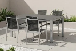 Best BasicPlus Premium Garten-Essgruppe, silber, Alu/Spraystone, Tisch 160x95 cm, 4 Stapelsessel Garten-Essgruppen