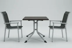 BasicPlus Pro Balkon-Set, silber/anthrazit, Aluminium/KETTALUX/Textilene, Tisch 70 x 70 cm, 2 Stapelsessel Balkonmöbel-Set|Aluminium-Gartenmöbel