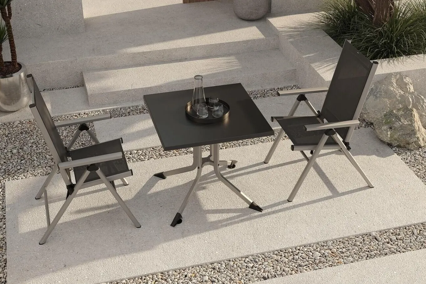 Sale BasicPlus Pro Balkon-Set, silber/anthrazit, Alu/Textilene, Tisch 80 x 80 cm, 2 Klappstühle Garten-Essgruppen