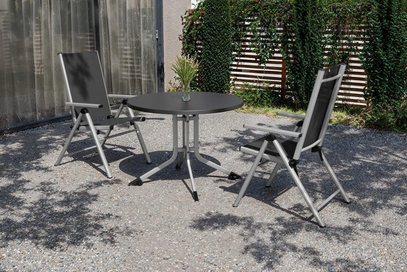Sale BasicPlus Pro Balkon-Set, silber/anthrazit, Alu/Textilene, Tisch Ø100 cm, 2 Klappstühle Garten-Essgruppen