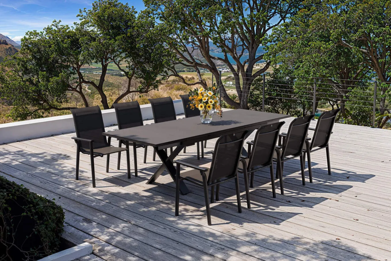 Discount BasicPlus Pro Garten-Essgruppe, anthrazit, Alu/Textilene/Spraystone, Tisch 180/280 x 100 cm, 8 Stapelsessel Garten-Essgruppen