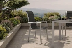 Online BasicPlus Pro Stapelsessel, silber/anthrazit, Aluminium/Textilene, 70 x 65 x 99 cm, stapelbar Gartenstühle & Gartensessel
