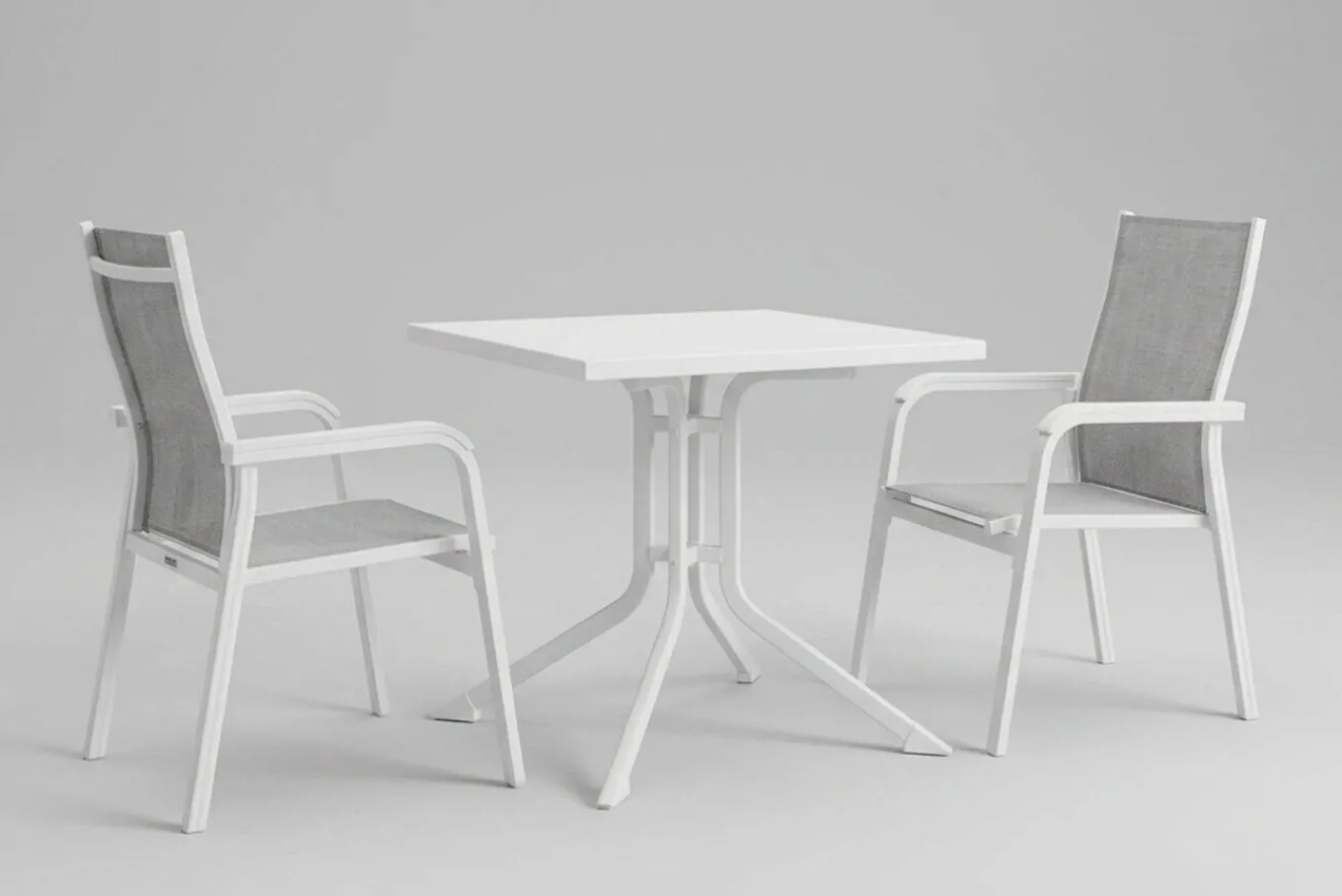 Clearance Boulevard/BasicPlus Balkon-Set, weiß/hellgrau, Aluminium/KETTALUX, Tisch 70 x 70 cm, 2 Stapelsessel, schmutzabweisend Balkonmöbel-Set|Aluminium-Gartenmöbel