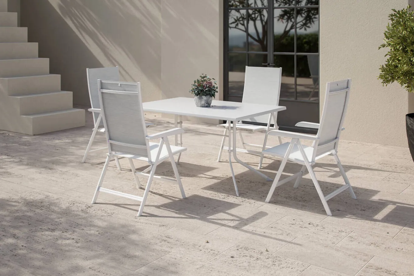 Discount Boulevard/Basic Plus Gartenessgruppe, weiß, Aluminium, Klapptisch 140 x 95 cm, 4 Klappstühle Garten-Essgruppen|Aluminium-Gartenmöbel