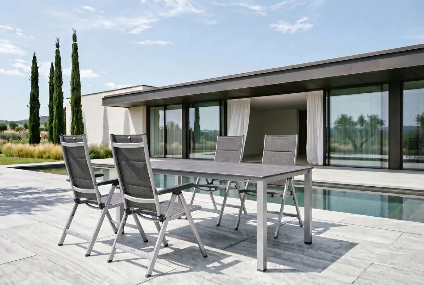 Sale Cubic/ Basic Plus Padded Garten-Essgruppe, silber/anthrazit, Alu/Textilene, Tisch 160 x 90 cm, 4 Klappstühle Garten-Essgruppen