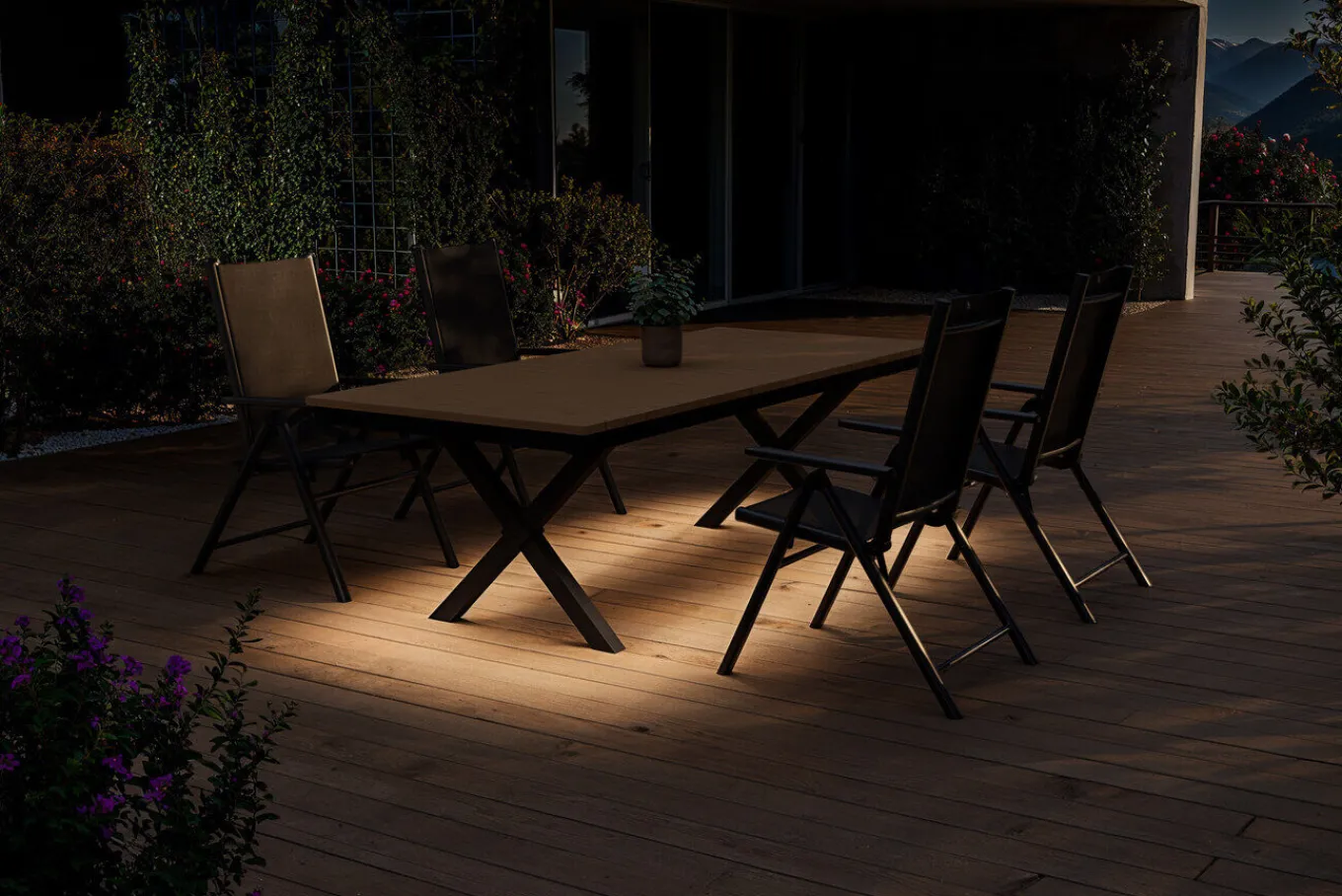 Best Exklusivmodell BasicPlus Pro, Garten-Essgruppe mit LED-Beleuchtung, anthrazit/natur, Alu/Holzimitat, 240 x 100 cm, 4 Klappstühle Garten-Essgruppen