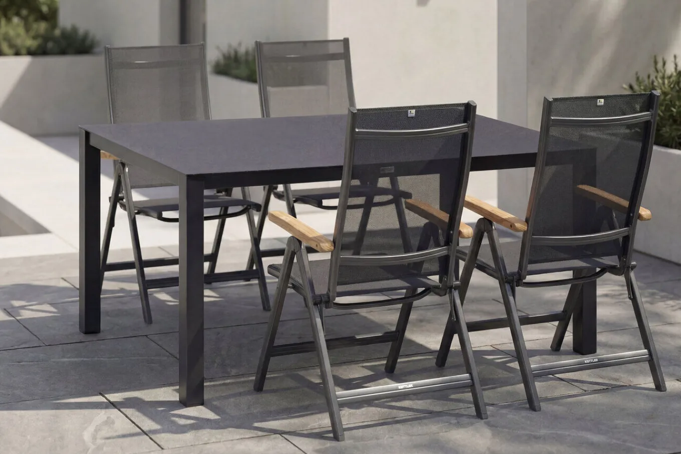 Granada Garten-Essgruppe, Anthrazit, Alu/Spraystone, Tisch 160x95 cm, 4x Klappstühle Aluminium-Gartenmöbel