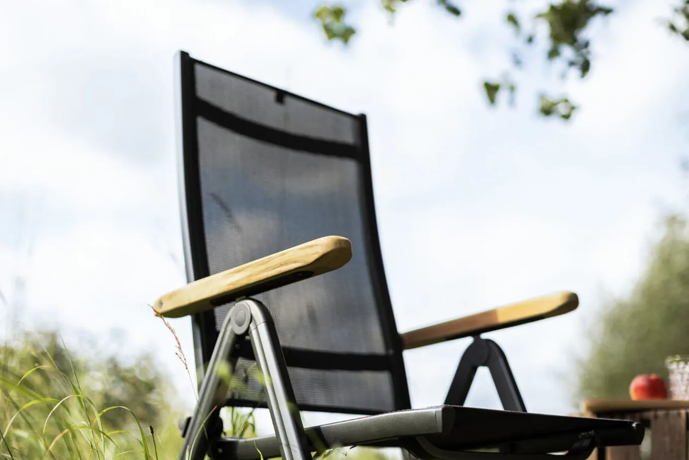 Best Granada Gartengarnitur, Anthrazit, Alu/Spraystone, Esstisch 160x95 cm, 4 Stapelsessel, 2 Klappstühle Garten-Essgruppen|Aluminium-Gartenmöbel