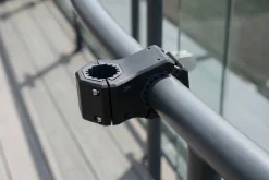 Best Balkon-Schirmhalter, schwarz, pulverbeschichtetes Aluminium, verstellbar Ø 19–50 mm, einfache Montage Sonnenschutz Zubehör|Sonnenschirme
