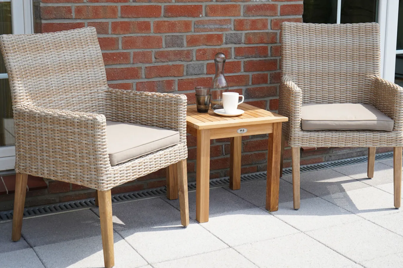 Outlet Borneo Landhaussessel, beige-meliert, Polyrattan/Akazie, 60x65x94cm, inkl. Polster, FSC®-zertifiziertes Produkt Polyrattan-Gartenmöbel|Gartenstühle & Gartensessel