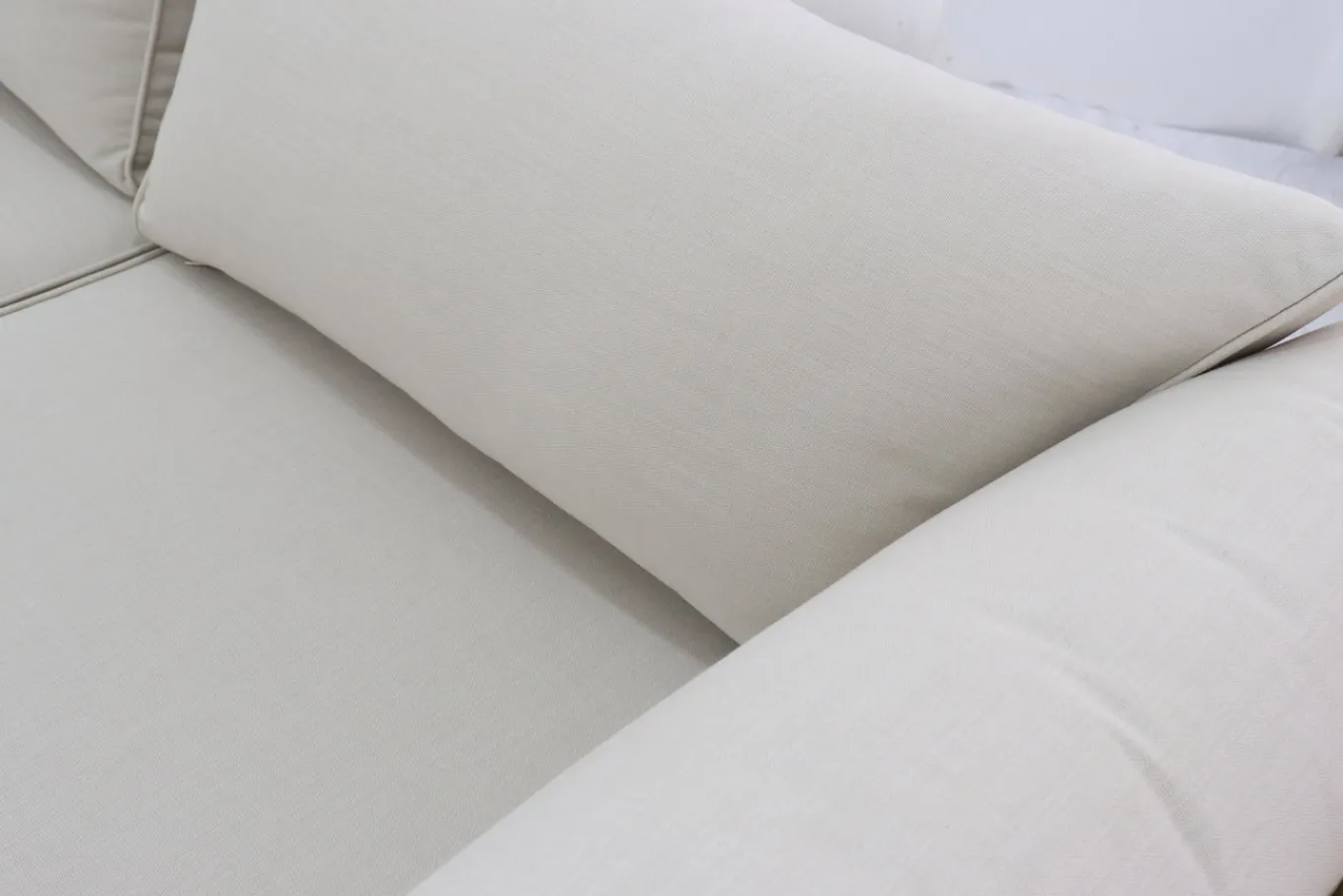 Outlet Ecklounge, Akazie, 5 Personen, inkl. Tisch ø 80 cm und Polster aus Olefin in hellbraun, FSC®-zertifiziertes Produkt Gartenlounge