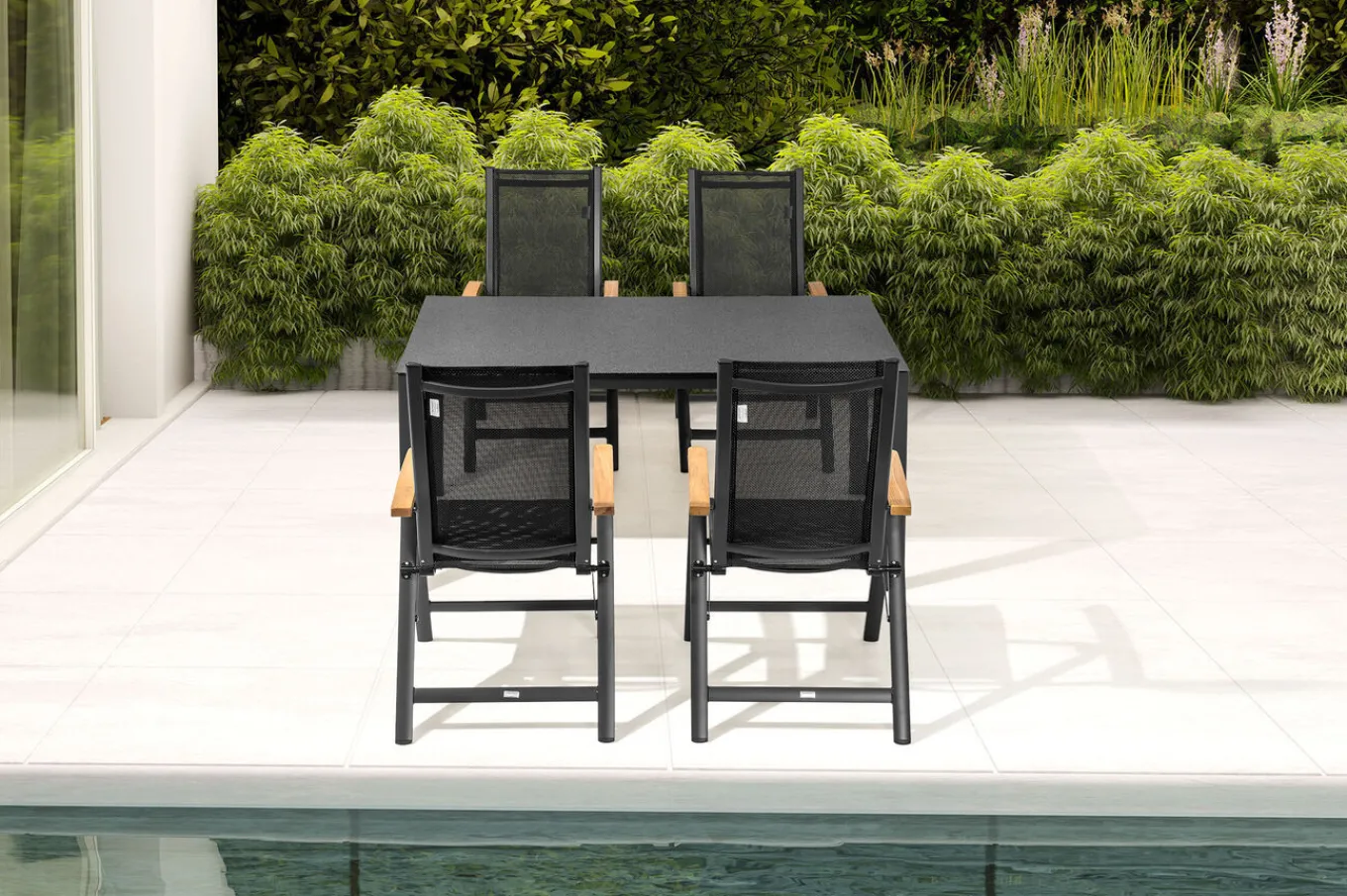 Outlet Garten-Essgruppe, anthrazit matt, Aluminium/Spraystone, 160 x 95 cm, 4 Klappstühle, mit Teak-Armlehnen Garten-Essgruppen