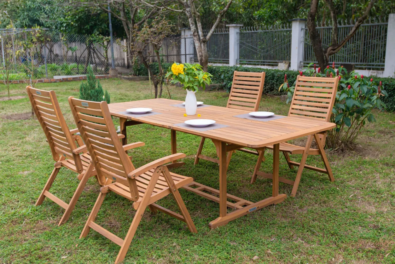 Online Garten-Essgruppe, natur, Akazie, Ausziehtisch 150/200 x 90 cm, 4 Klappstühle, klappbar, FSC®-zertifiziertes Produkt Garten-Essgruppen|Akazien-Gartenmöbel