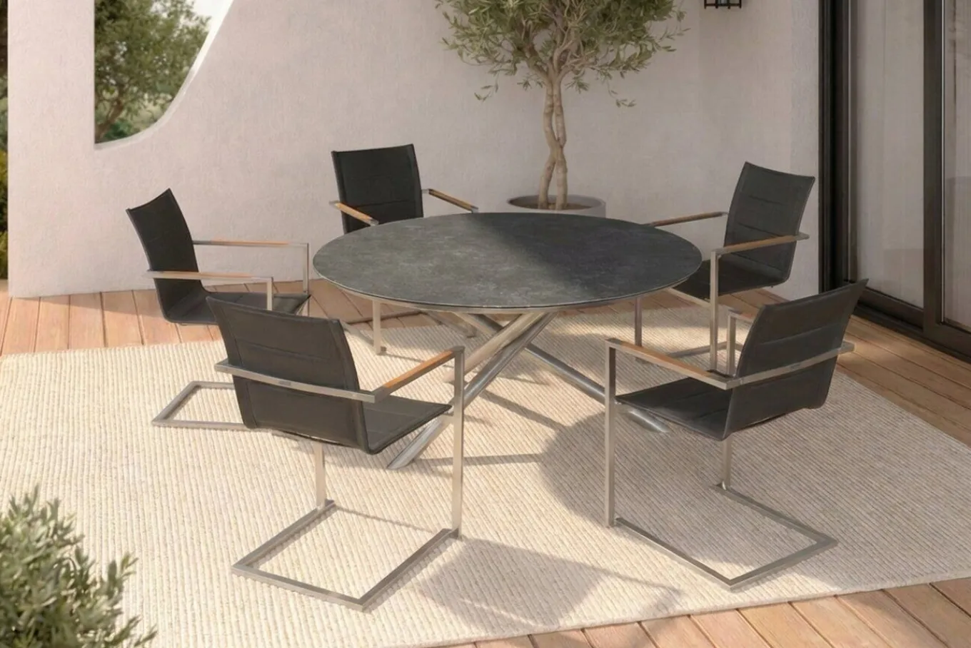 Garten-Essgruppe, silber/schwarz, Edelstahl/Glaskeramik/Textilene/Teak, Tisch Ø150cm, 5 Freischwinger, padded Garten-Essgruppen