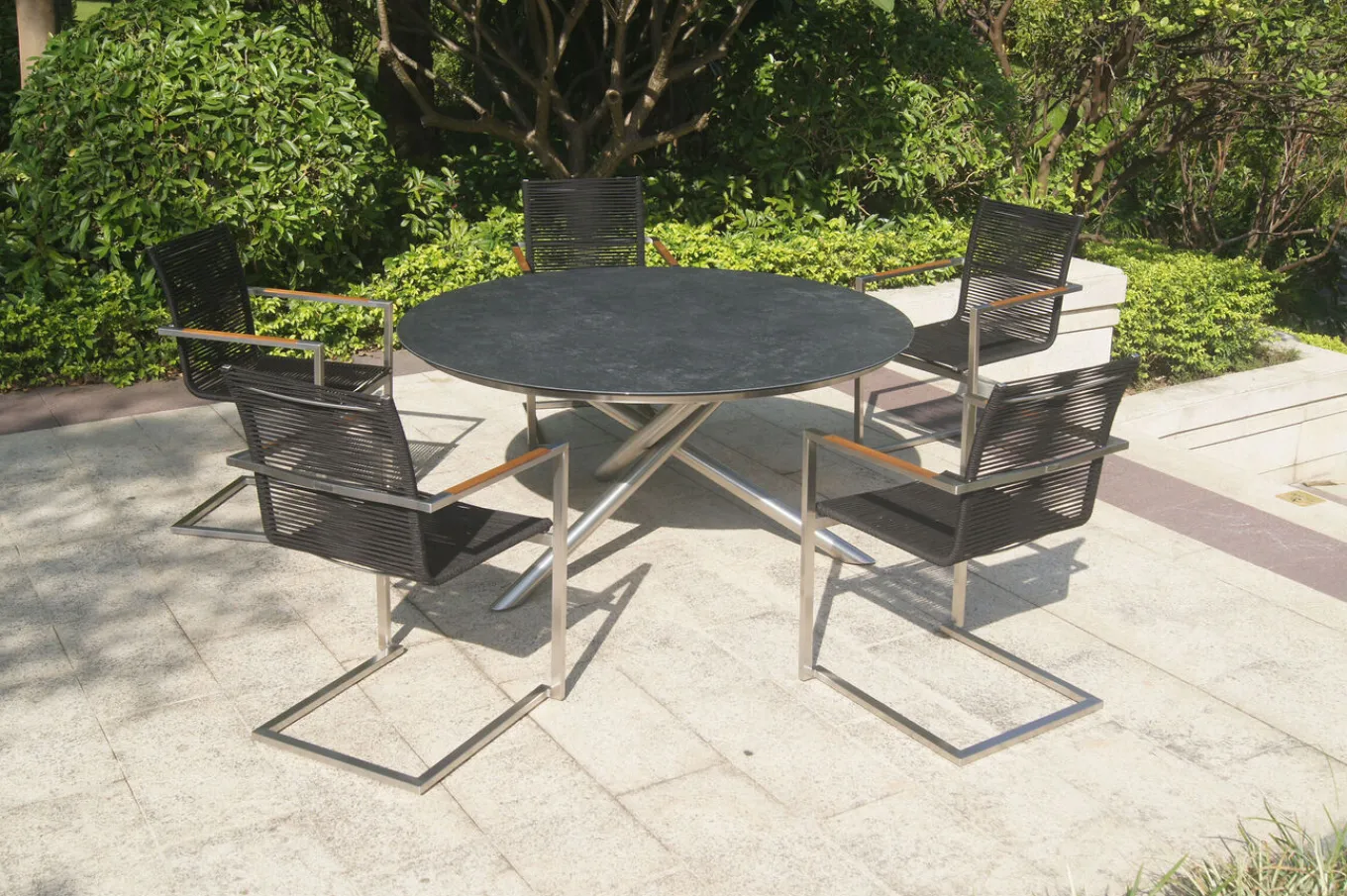 Hot Garten-Essgruppe, silber/schwarz, Edelstahl/Glaskeramik/Rope/Teak, Tisch Ø150cm, 5 Freischwinger Garten-Essgruppen|Edelstahl-Gartenmöbel