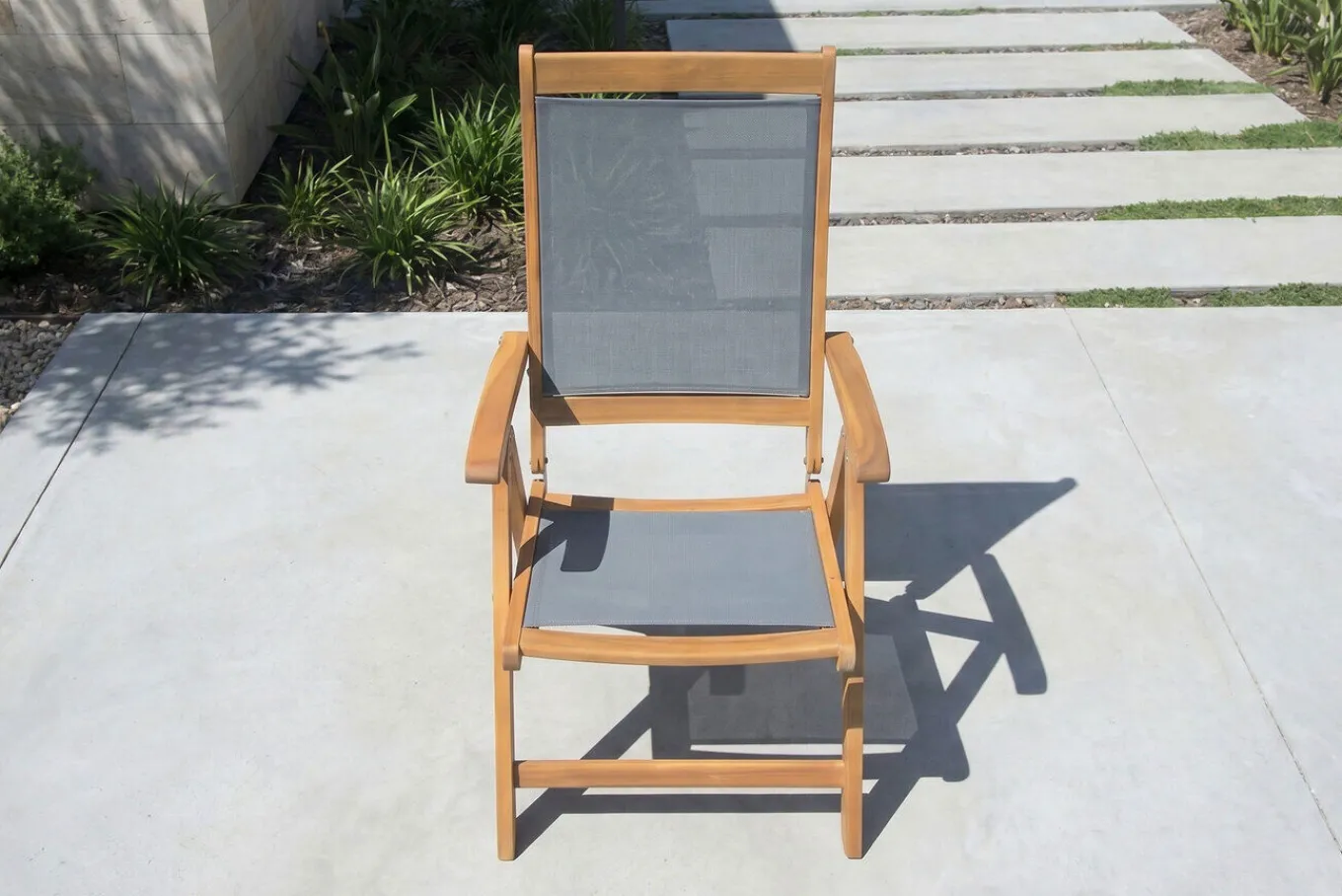 New Klappstuhl, 5-fach verstellbar, Akazie FSC®-zertifiziert, 60x71x107cm Gartenstühle & Gartensessel