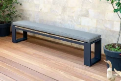 Best Kona Bank, dark grey/natur, Alu/recyceltes Teak, 240x40x45cm, rustikal gebürstet, U-Gestell, FSC®-zertifiziertes Produkt Gartenbänke & Gartensofas