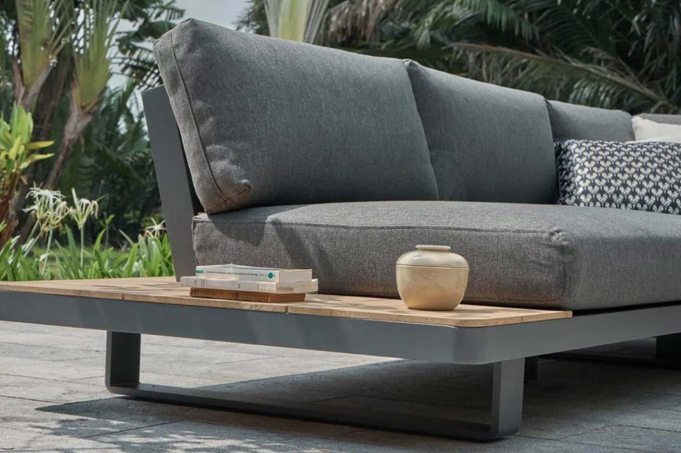 Las Vegas Ecklounge, anthrazit/grau, Alu/Teak, 5 Personen, Tisch 130x95 cm, FSC®-zertifiziertes Produkt Gartenlounge|Aluminium-Gartenmöbel