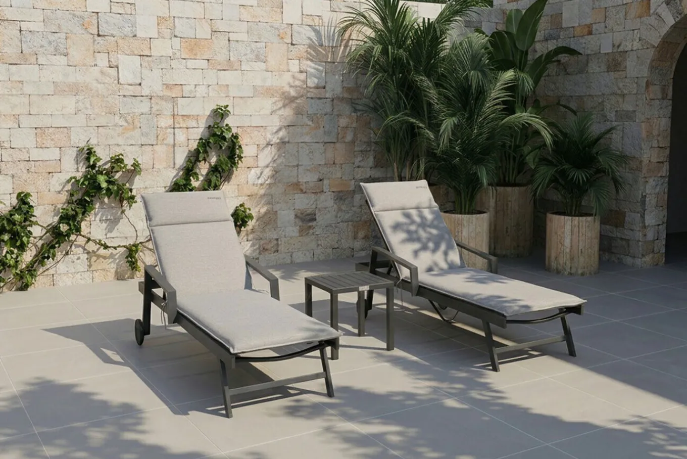 Liegen-Set, anthrazit/nature, Aluminium/Textilene/Polyester, Tisch 40 x 40 cm, 2 Auflagen, Rückenlehne verstellbar, rollbar Gartenliegen|Aluminium-Gartenmöbel