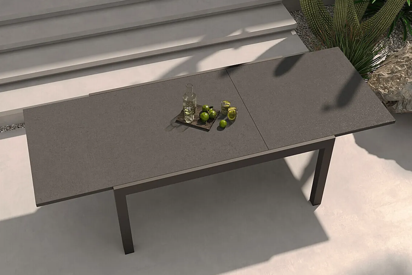 Discount Premium Ausziehtisch, anthrazit matt, Alu/Spraystone, Tischplatte 160/260 x 100 cm, pulverbeschichtet, höhenverstellbare Füße Gartentische