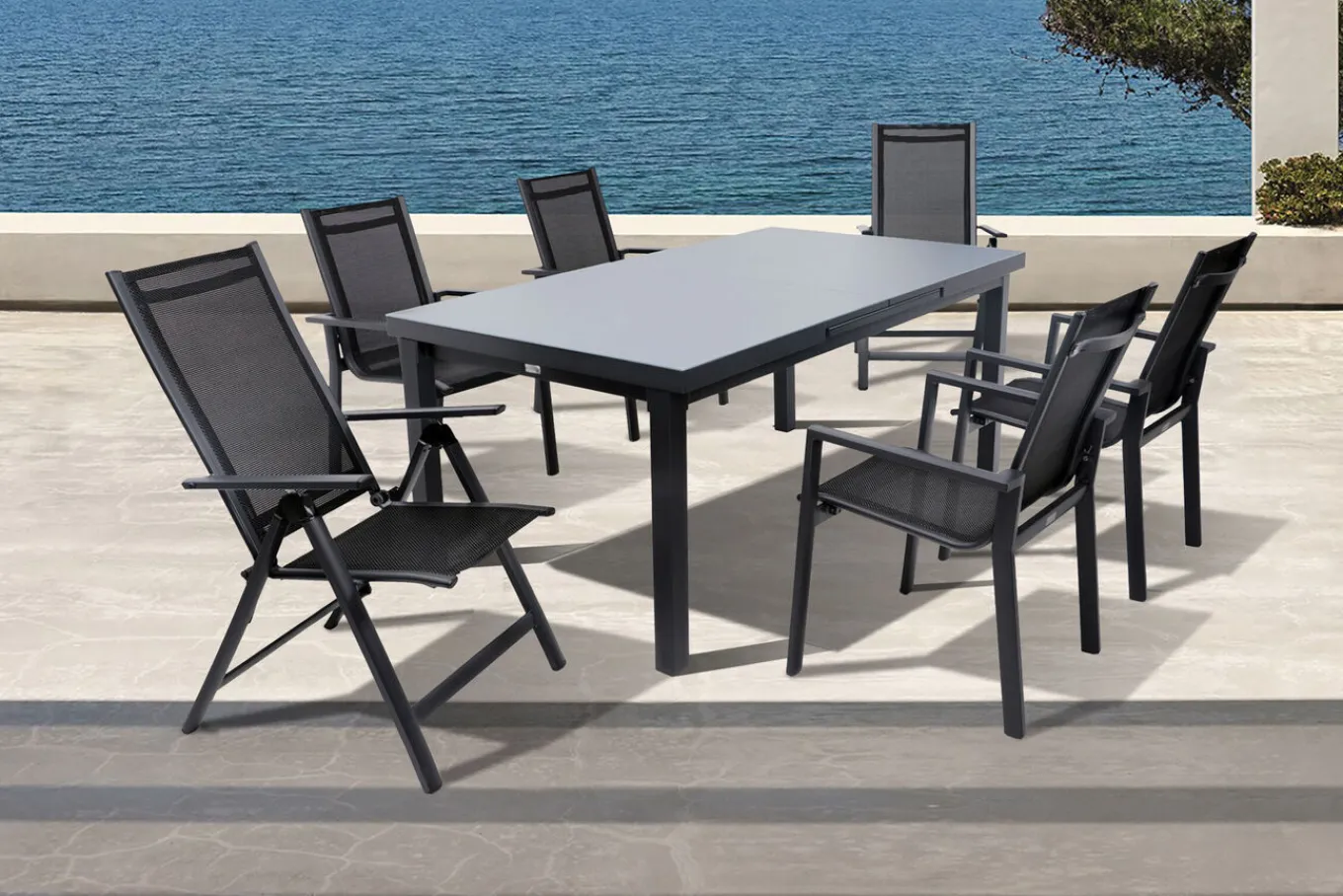 Online Premium Garten-Essgruppe, ® anthrazit matt, Alu/Textilene, Tisch 180/240x100cm, 4 Stapel-, 2 Klappstühle Garten-Essgruppen