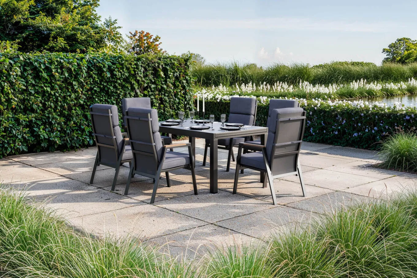 Sale Premium Garten-Essgruppe, anthrazit matt, Aluminium/Polyester/Spraystone/Teak, 160/260 x 100 cm, 6 Stapelsessel Garten-Essgruppen