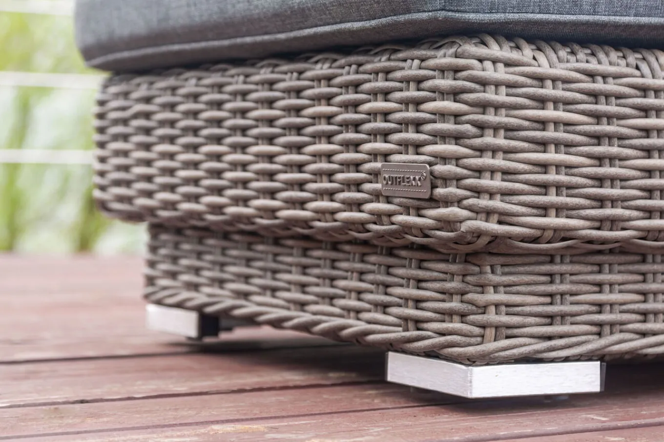Outlet Rollliege, grau, Polyrattan, 200x70x27,5cm, Rückenlehne 5-fach verstellbar Polyrattan-Gartenmöbel|Gartenliegen