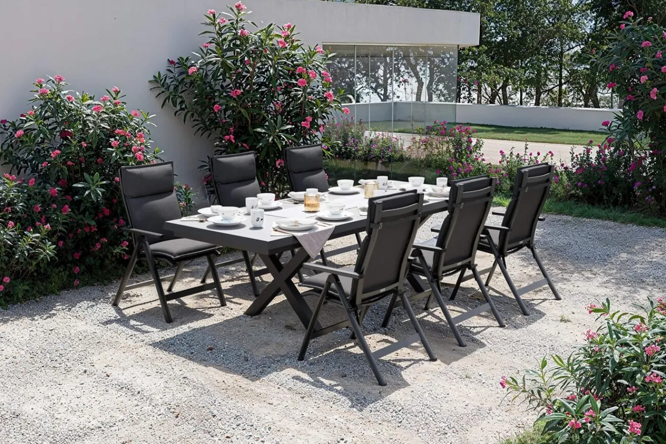 Clearance Serro Garten-Essgruppe, anthrazit matt/schwarz/anthrazit Alu/Steinimitat/Textilene, 200/260 x 100 cm, 6 Klappstühle inkl. 6 Auflagen Garten-Essgruppen