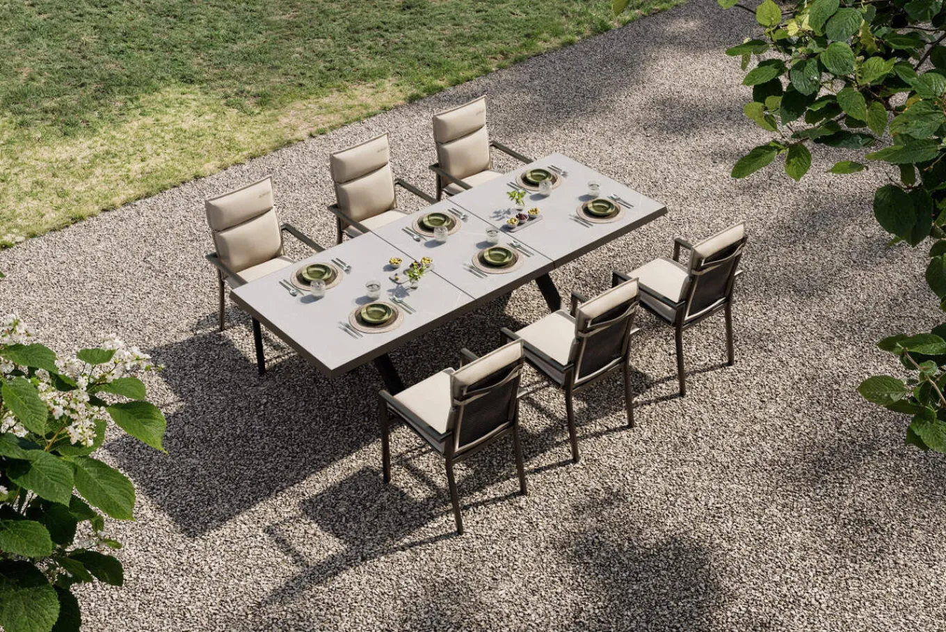 Best Serro Garten-Essgruppe, anthrazit matt/schwarz,nature, Alu/Steinimitat/Textilene/Polyester, Tisch 200/260 x 100 cm, 6 Stapelsessel inkl. 6 Auflagen Garten-Essgruppen