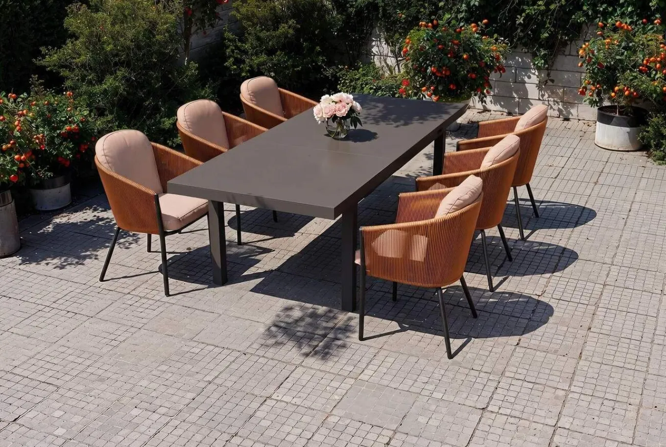 Outlet Tavio Garten-Essgruppe, anthrazit/orange, Alu/Rope-Geflecht, ausziehbare Tischplatte 180/240 x 100 cm, 6 Diningsessel Garten-Essgruppen