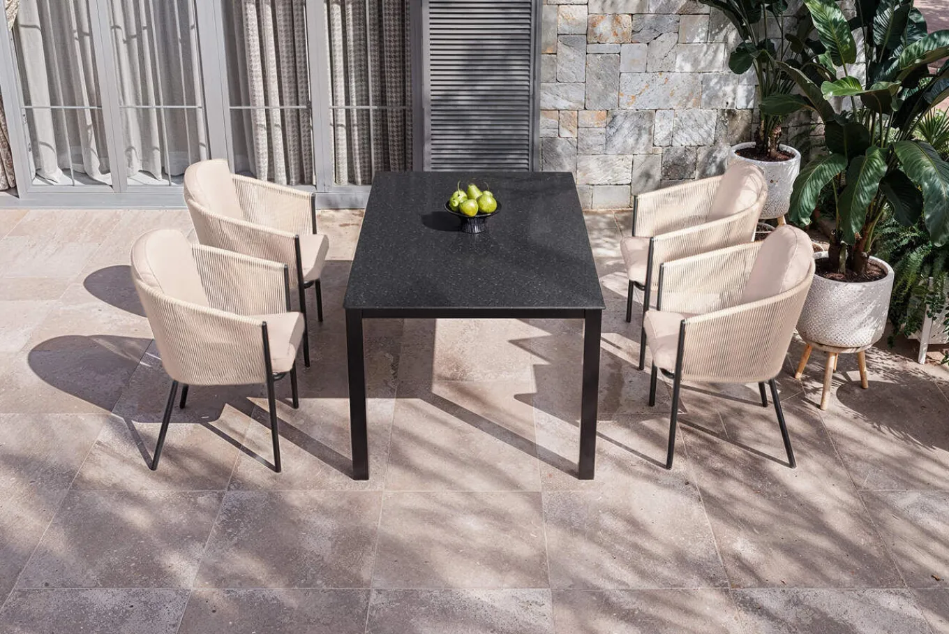 Hot Tavio Garten-Essgruppe, anthrazit matt/beige, Alu/Rope/Spraystone, 160 x 95 cm, 4 Diningsessel Garten-Essgruppen