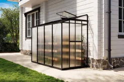 Clearance Verde Comfort Anlehn-Gewächshaus, schwarzer Rahmen, Aluminium/Polycarbonat, 265 x 125 x 210 cm, pulverbeschichtet, UV-Schutz, Schiebetür Gewächshaus|Aluminium-Gartenmöbel