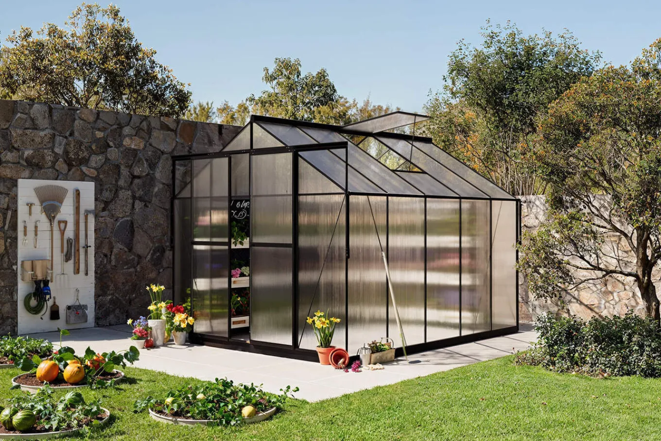Clearance Verde Premium Gewächshaus, schwarzer Rahmen, Aluminium/Polycarbonat, 310 x 244 x 230 cm, pulverbeschichtet, UV-geschützt, mit Schiebetür und 2 Fenstern Gewächshaus|Aluminium-Gartenmöbel