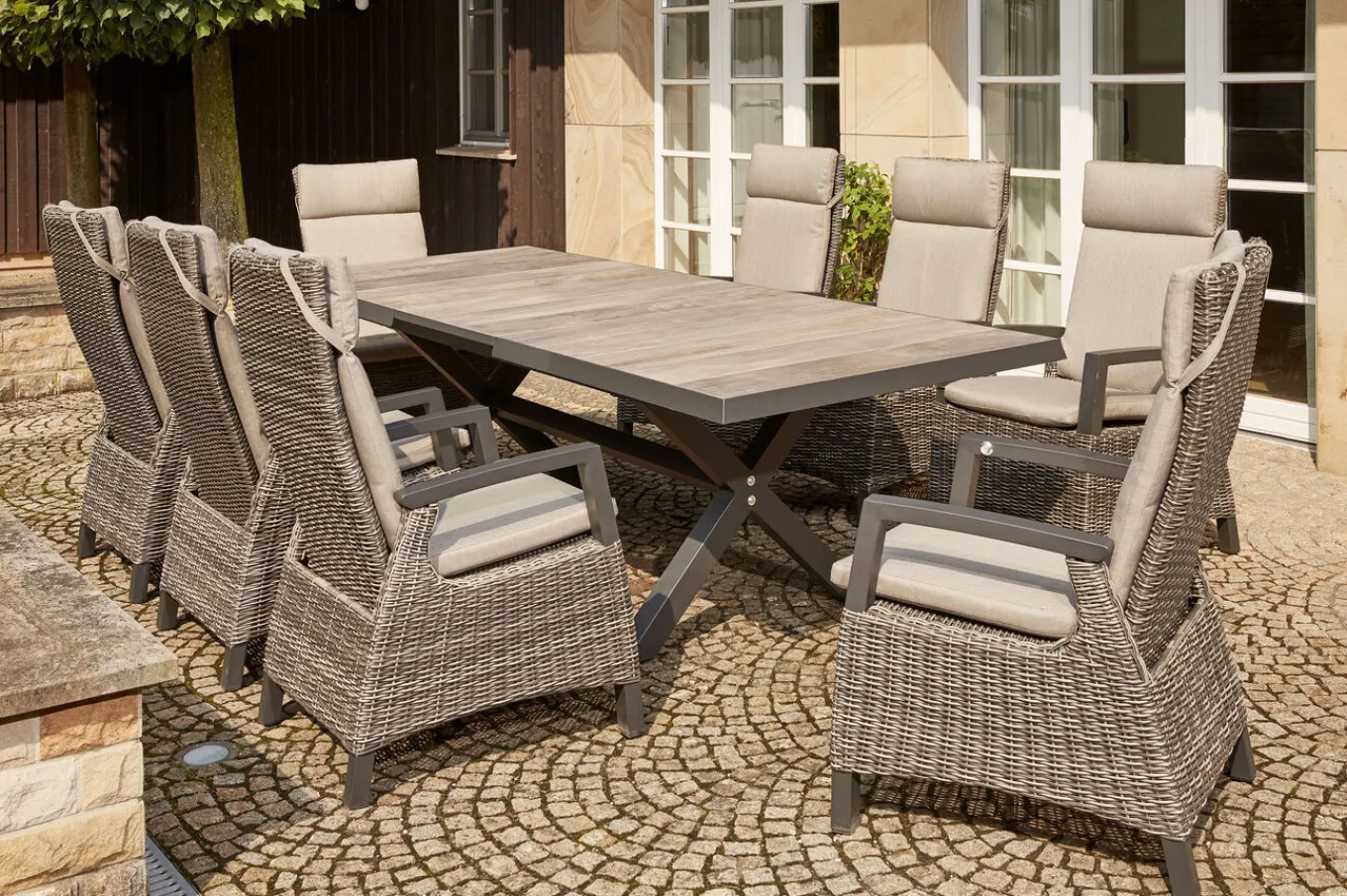 Discount Corido / Sincro Garten-Essgruppe, charcoal, Alu / Gardino®-Geflecht, 8 Diningsessel, Ausziehtisch 200/260 x 100 cm Polyrattan-Gartenmöbel|Garten-Essgruppen