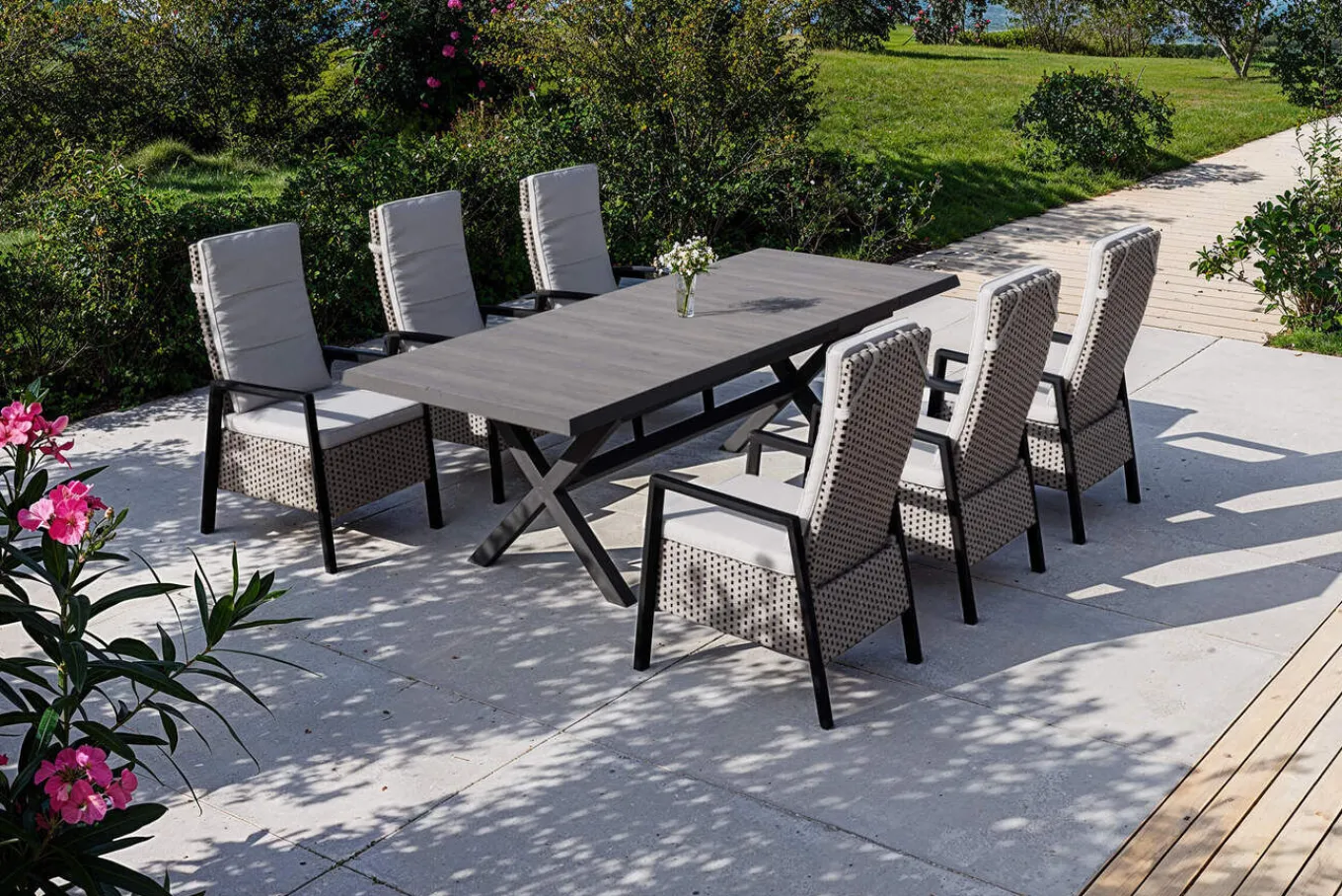 Hot Garten-Essgruppe, anthrazit/natur-grau, Alu/Keramik/Polyrattan, ausziehbare Tischplatte 200/260 x 100 cm, 6 Diningsessel Garten-Essgruppen