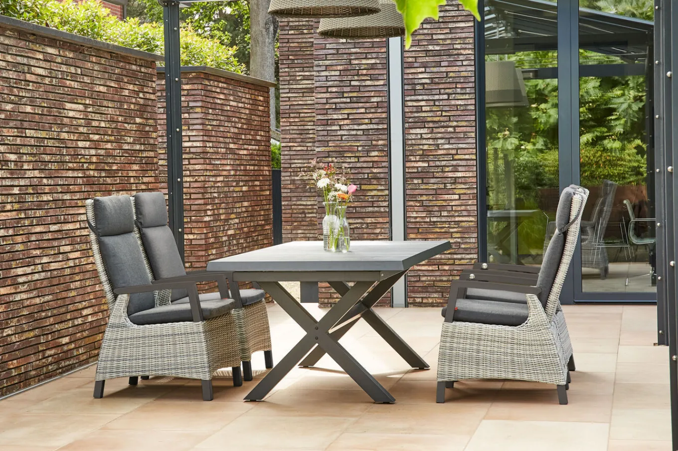 Discount Messina/Corido Garten-Essgruppe, anthrazit, Alu/Geflecht/Keramik, 200-260 x 100 cm, inkl. 4 Diningsessel Garten-Essgruppen
