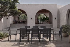 Hot Miros Garten-Essgruppe, anthrazit/Dark Concrete, Aluminium/Glas, Ausziehtisch 180/240x90 cm, 8x Stapelsessel, Robust Garten-Essgruppen