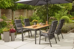 Discount Savona Move Stapelsessel, anthrazit matt, Alu/Ranotex, 73 x 60 x 113 cm, mit Teak-Armlehnen, verstellbar Gartenstühle & Gartensessel