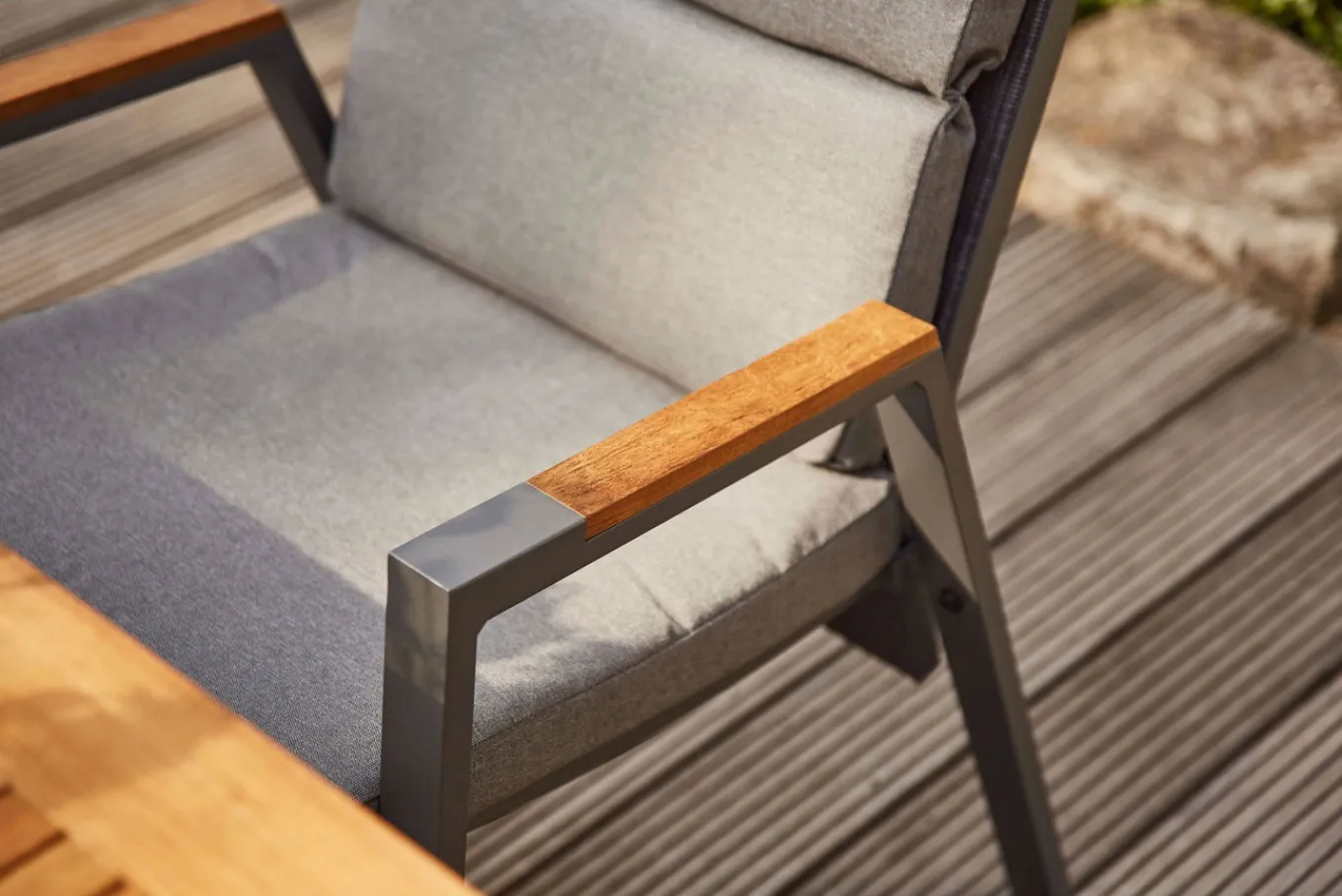 Best Savona Sessel, matt graphit , Alu/Teak/Texfabric, 74x60x110 cm, verstellbare Rückenlehne, inkl. Polster Aluminium-Gartenmöbel|Gartenstühle & Gartensessel