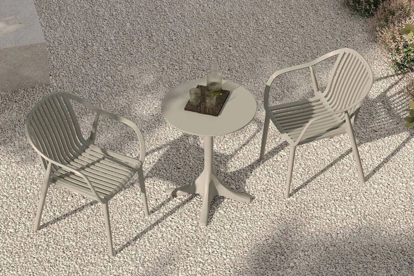 Hot Pico Curve Balkon-Set, grau, Kunststoff, Tisch Ø 70 cm und 2 Stapelsessel, UV- und wetterfest Balkonmöbel-Set