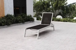 Hot Sylvania Gartenliege, silber/schwarz, Alu/Textil, 198 x 60 x 32 cm, verstellbar Gartenliegen