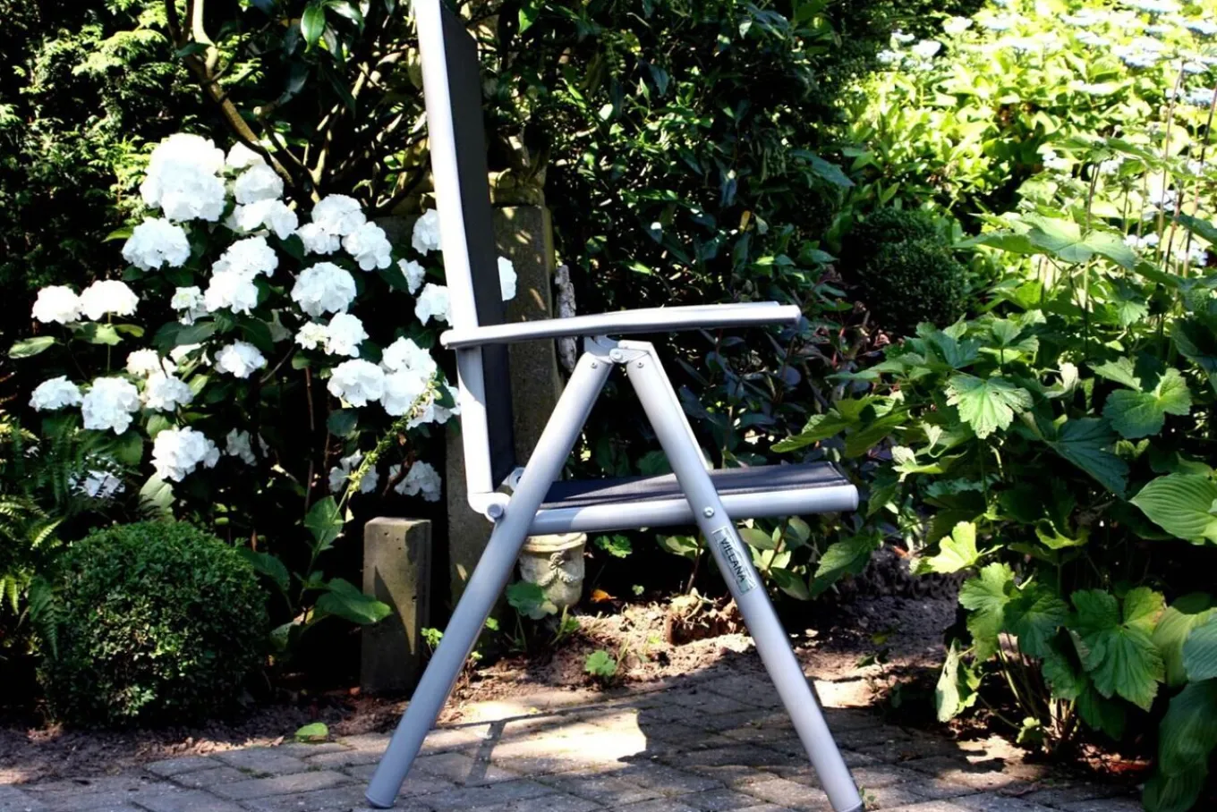 Hot Sylvania Klappstuhl, silber/schwarz, Aluminium/Textil, 68 x 56 x 107 cm, klappbar Aluminium-Gartenmöbel|Gartenstühle & Gartensessel