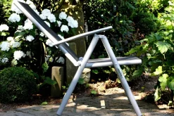Hot Sylvania Klappstuhl, silber/schwarz, Aluminium/Textil, 68 x 56 x 107 cm, klappbar Aluminium-Gartenmöbel|Gartenstühle & Gartensessel