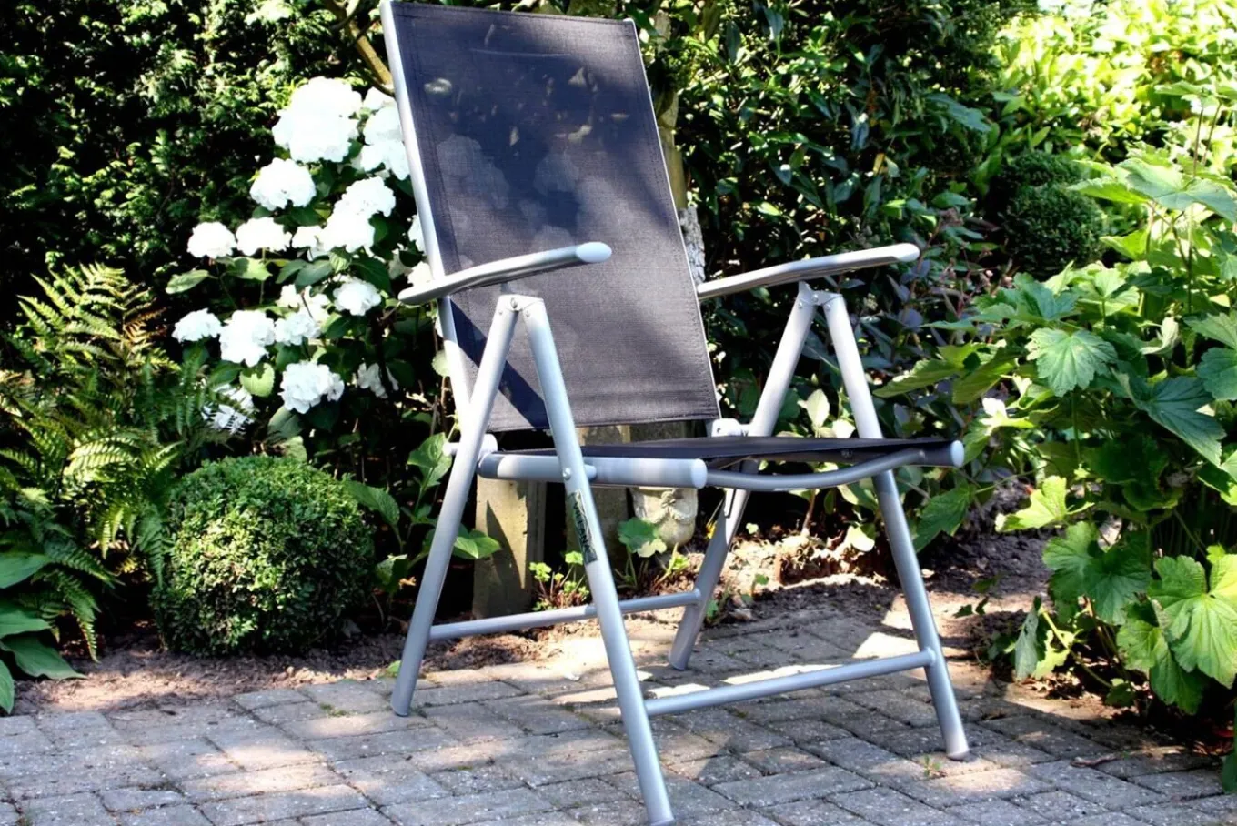 Hot Sylvania Klappstuhl, silber/schwarz, Aluminium/Textil, 68 x 56 x 107 cm, klappbar Aluminium-Gartenmöbel|Gartenstühle & Gartensessel